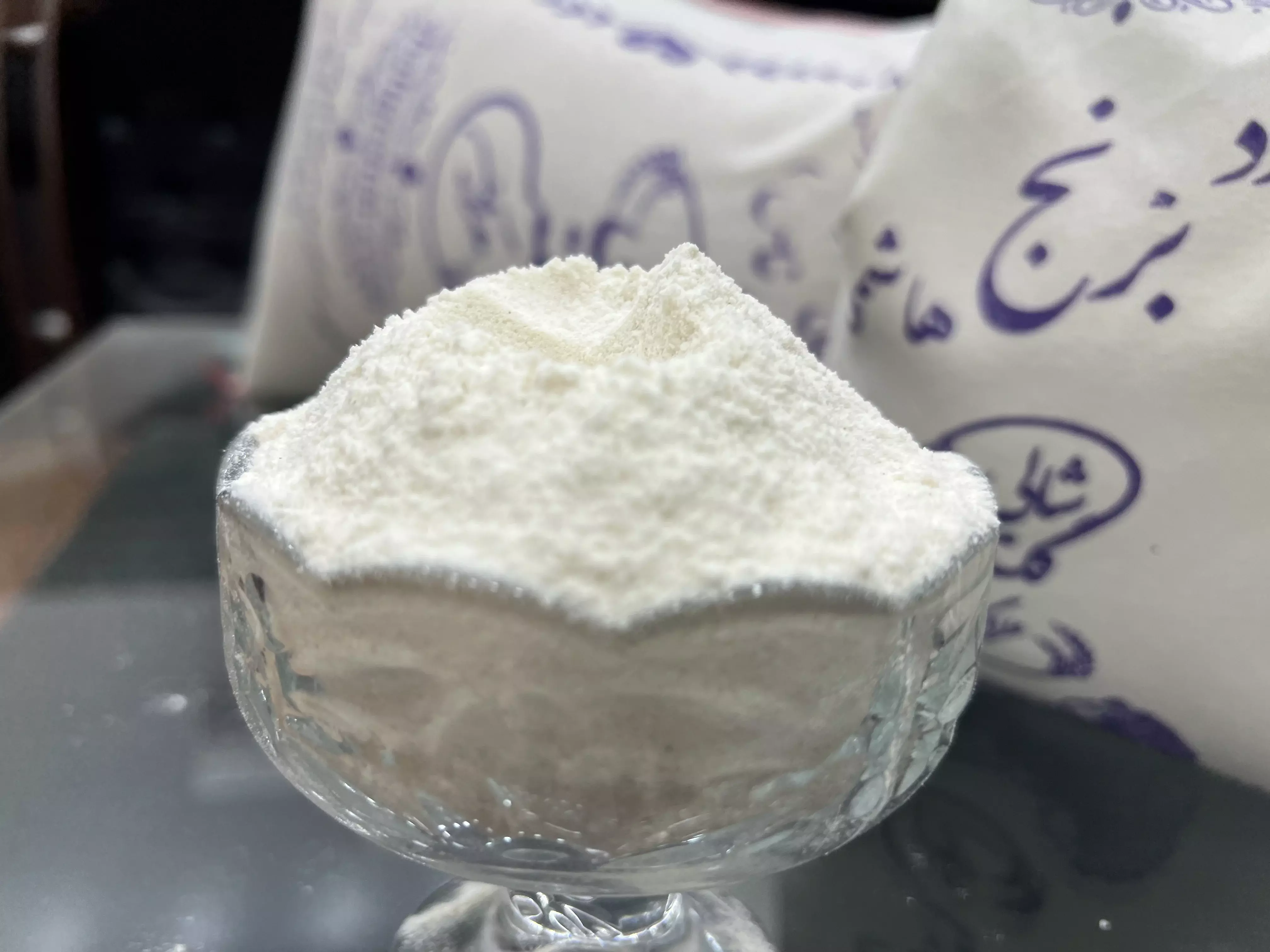 خرید آرد برنج هاشمی عطرآگین- قیمت امروز